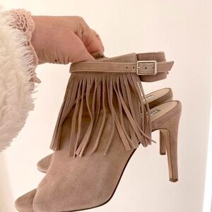 INC International concepts Sexy Suede pump in perfect condition!  Barely worn LN